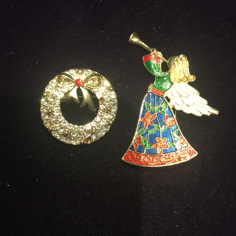 Holiday pins